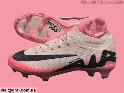 nike pink football boots